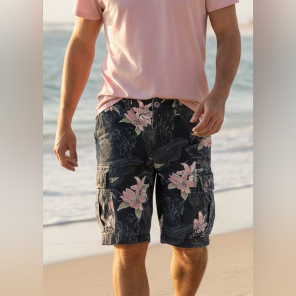 American Eagle Outfitters Other - American Eagle Tropical Camo Cargo Classic Chino Shorts Floral Beach Size 34